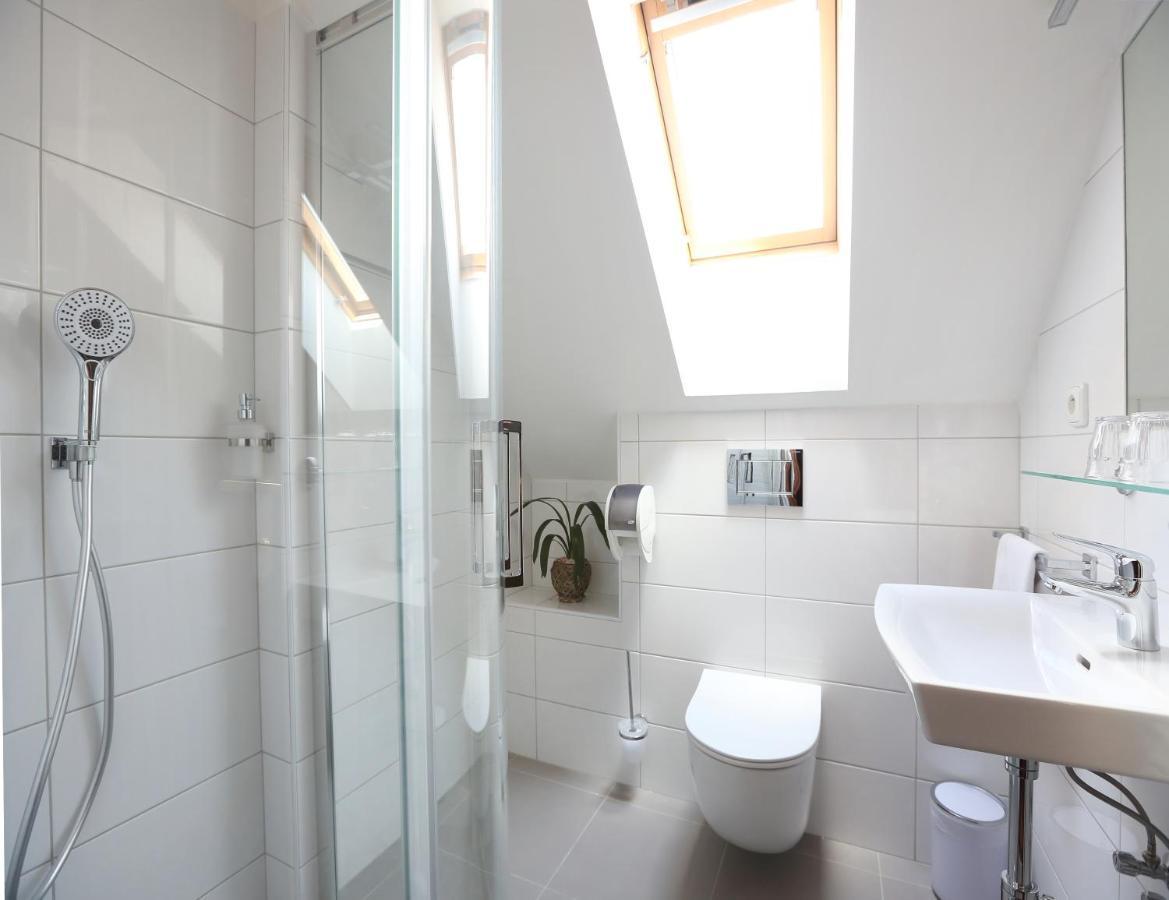 Penzion Na 15. Poledniku Hotel Jindrichuv Hradec Bagian luar foto